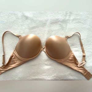 NWT Victoria Secret Plunge Bra